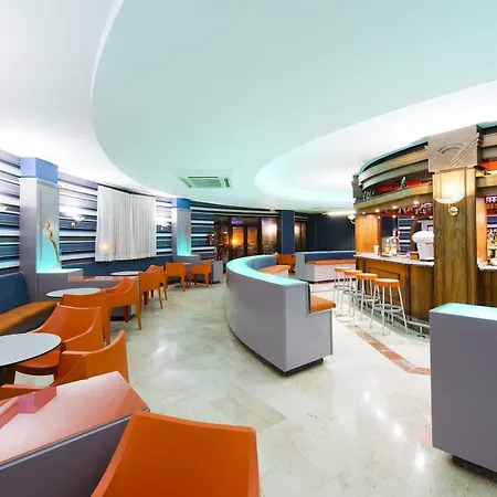 Ξενοδοχείο Elba Lucia Sport & Suite Hotel *