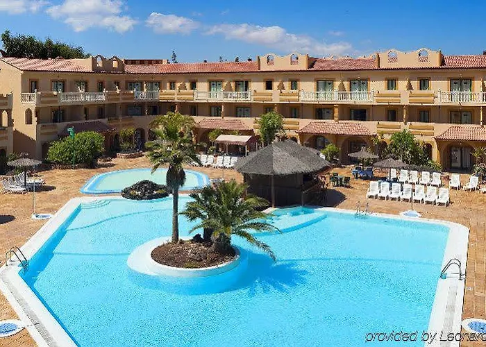 Ξενοδοχείο Elba Lucia Sport & Suite Hotel *