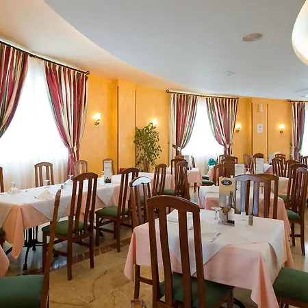 Hotel Elba Lucia Sport & Suite Hotel