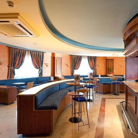 Apartment Elba Lucia Sport & Suite Hotel *